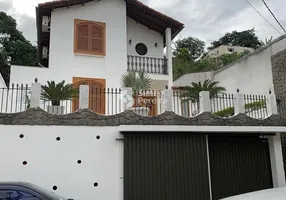 Foto 1 de Casa com 3 Quartos à venda, 600m² em Centro, Três Rios
