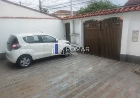 Foto 1 de Sobrado com 3 Quartos à venda, 300m² em Centro, São Vicente