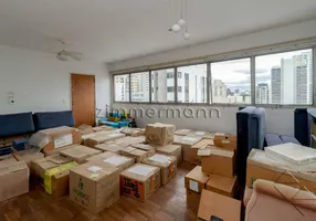 Foto 1 de Apartamento com 3 Quartos à venda, 140m² em Pacaembu, São Paulo