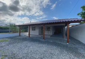 Foto 1 de Casa com 4 Quartos para alugar, 100m² em Gravata, Navegantes