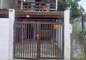 Foto 1 de Sobrado com 2 Quartos à venda, 150m² em Estufa II, Ubatuba