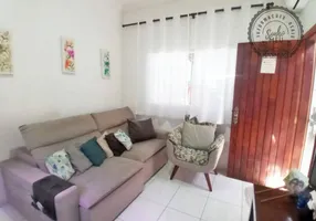 Foto 1 de Casa com 2 Quartos à venda, 60m² em Mirim, Praia Grande