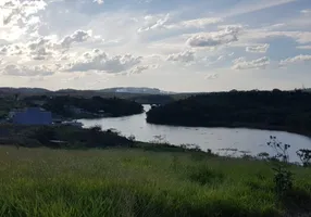 Foto 1 de Lote/Terreno à venda, 1000m² em Solar do Madeira, Contagem