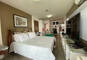 Foto 1 de Apartamento com 3 Quartos para venda ou aluguel, 180m² em Compensa, Manaus