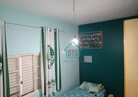 Foto 1 de Casa com 2 Quartos à venda, 60m² em Vila Talarico, São Paulo