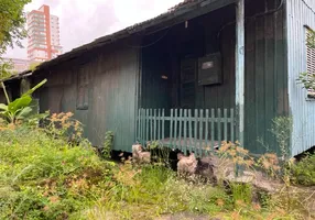 Foto 1 de Lote/Terreno à venda, 216m² em Boqueirão, Santos