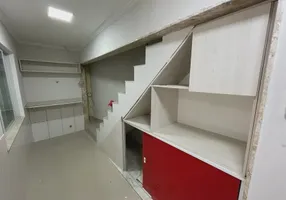 Foto 1 de Casa com 2 Quartos à venda, 58m² em Canabrava, Salvador