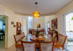 Foto 1 de Casa de Condomínio com 3 Quartos à venda, 235m² em BOSQUE, Vinhedo