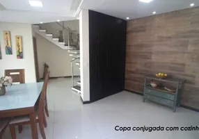 Foto 1 de Casa com 3 Quartos à venda, 192m² em Cabral, Contagem