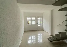 Foto 1 de Casa de Condomínio com 2 Quartos para alugar, 82m² em Nova Petrópolis, São Bernardo do Campo