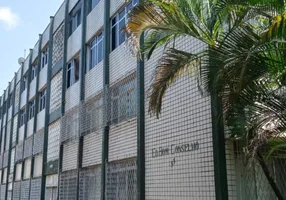 Foto 1 de Apartamento com 3 Quartos à venda, 83m² em Hipódromo, Recife