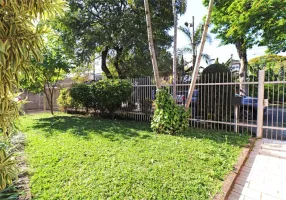 Foto 1 de Casa com 3 Quartos à venda, 195m² em Alto de Pinheiros, São Paulo