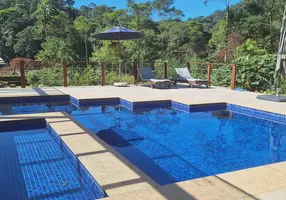 Foto 1 de Casa com 5 Quartos para venda ou aluguel, 465m² em Mosela, Petrópolis