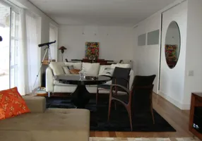 Foto 1 de Apartamento com 4 Quartos para alugar, 300m² em Vila Mariana, São Paulo