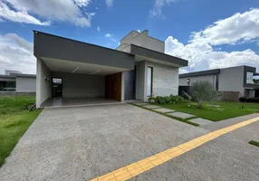 Foto 1 de Casa de Condomínio com 4 Quartos à venda, 301m² em Jardins Italia, Goiânia