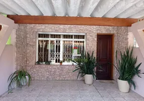Foto 1 de Casa com 2 Quartos para alugar, 120m² em Carandiru, São Paulo