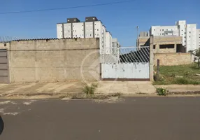 Foto 1 de Lote/Terreno à venda, 262m² em Laranjeiras, Uberlândia