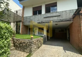 Foto 1 de Casa com 3 Quartos à venda, 300m² em Vila Hamburguesa, São Paulo