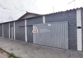 Foto 1 de Casa com 4 Quartos para alugar, 235m² em Coqueiros, Belo Horizonte