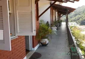 Foto 1 de Apartamento com 3 Quartos à venda, 83m² em Simeria, Petrópolis