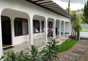 Foto 1 de Casa com 4 Quartos à venda, 247m² em Centro, Timbó