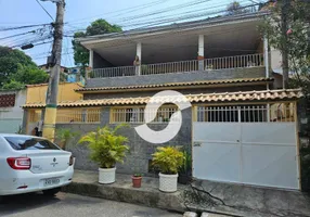 Foto 1 de Casa com 4 Quartos à venda, 205m² em Centro, São Gonçalo