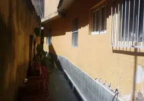 Foto 1 de Casa com 2 Quartos à venda, 65m² em Centro, Poá