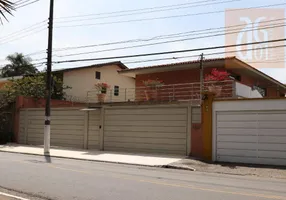 Foto 1 de Casa com 4 Quartos à venda, 490m² em Alto de Pinheiros, São Paulo