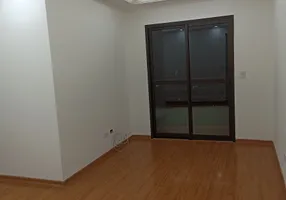 Foto 1 de Apartamento com 3 Quartos para alugar, 64m² em Gopouva, Guarulhos