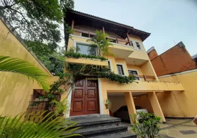 Foto 1 de Casa com 4 Quartos à venda, 490m² em Morumbi, São Paulo