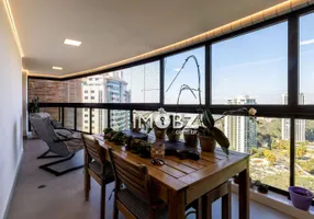 Foto 1 de Apartamento com 4 Quartos à venda, 192m² em Villaggio Panamby, São Paulo