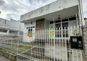 Foto 1 de Casa com 4 Quartos à venda, 350m² em Centro, Aracaju
