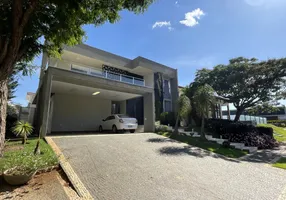 Foto 1 de Sobrado com 4 Quartos à venda, 430m² em Residencial Alphaville Flamboyant, Goiânia