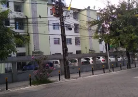 Foto 1 de Apartamento com 3 Quartos à venda, 69m² em Encruzilhada, Recife