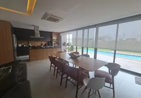 Foto 1 de Casa de Condomínio com 3 Quartos à venda, 280m² em Plano Diretor Sul, Palmas