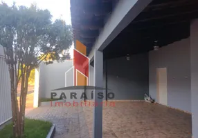 Foto 1 de Casa com 4 Quartos à venda, 250m² em Jardim Ipanema, Uberlândia