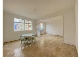 Foto 1 de Apartamento com 2 Quartos para alugar, 100m² em Barra, Salvador
