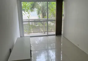 Foto 1 de Apartamento com 1 Quarto para alugar, 50m² em Barra Funda, São Paulo