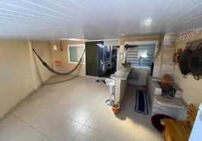 Foto 1 de Casa com 2 Quartos à venda, 65m² em Vila Ipanema, Piraquara