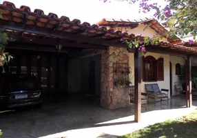 Foto 1 de Casa com 3 Quartos à venda, 250m² em Glória, Contagem