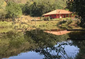 Foto 1 de Fazenda/Sítio com 3 Quartos à venda, 10000m² em Centro, Aquidauana