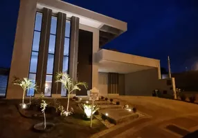 Foto 1 de Casa de Condomínio com 4 Quartos à venda, 429m² em Jardins Bolonha, Senador Canedo