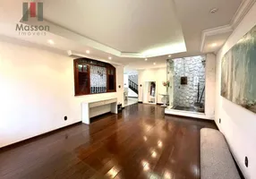 Foto 1 de Casa com 5 Quartos à venda, 257m² em Centro, Juiz de Fora