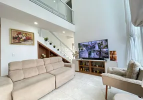 Foto 1 de Casa com 3 Quartos à venda, 191m² em Parquelândia, Fortaleza