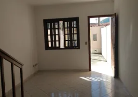 Foto 1 de Casa com 2 Quartos à venda, 95m² em Martim de Sa, Caraguatatuba