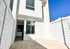 Foto 1 de Casa com 2 Quartos à venda, 65m² em Santa Rita, Ibirite