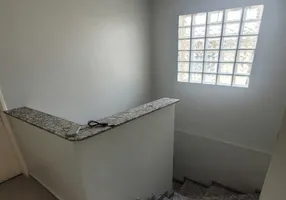 Foto 1 de Casa com 3 Quartos para venda ou aluguel, 200m² em Conjunto Residencial Vista Verde, São Paulo