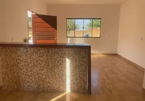 Foto 1 de Casa com 2 Quartos à venda, 70m² em Pau da Lima, Salvador