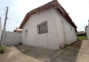 Foto 1 de Casa com 3 Quartos para alugar, 70m² em Vila Dias, Mogi Mirim