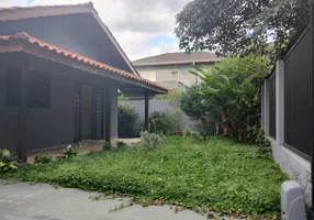 Foto 1 de Casa com 3 Quartos para alugar, 130m² em Jardim dos Pinheiros, Atibaia